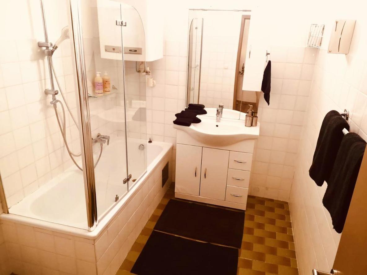 Thermenland-Traum Apartment Fuerstenfeld Exteriör bild